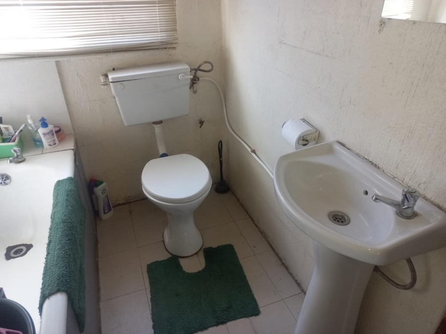 3 Bedroom Property for Sale in Sherwood Western Cape